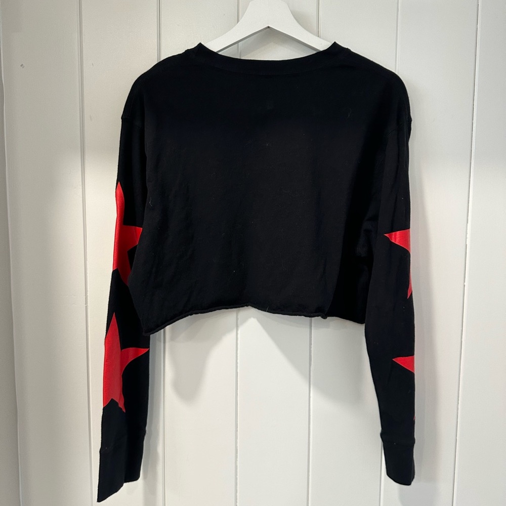 Black Cropped Red Star Long Sleeve